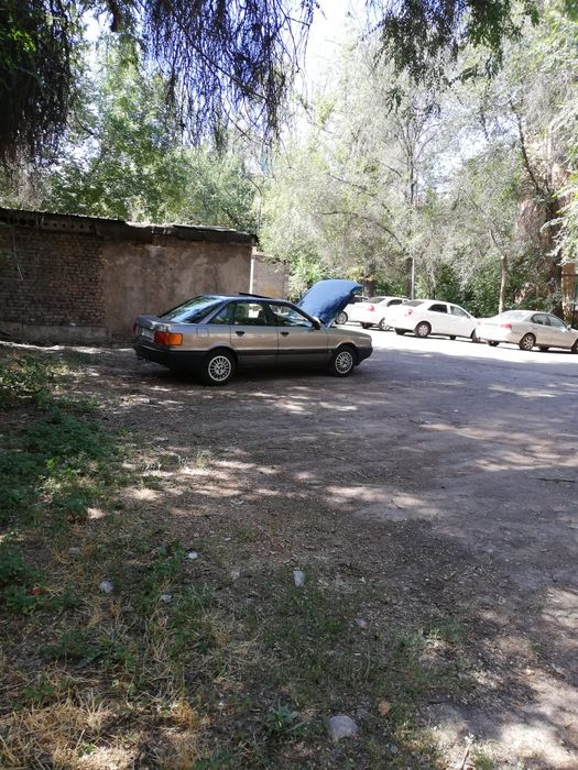 Продам авто ауэи 80