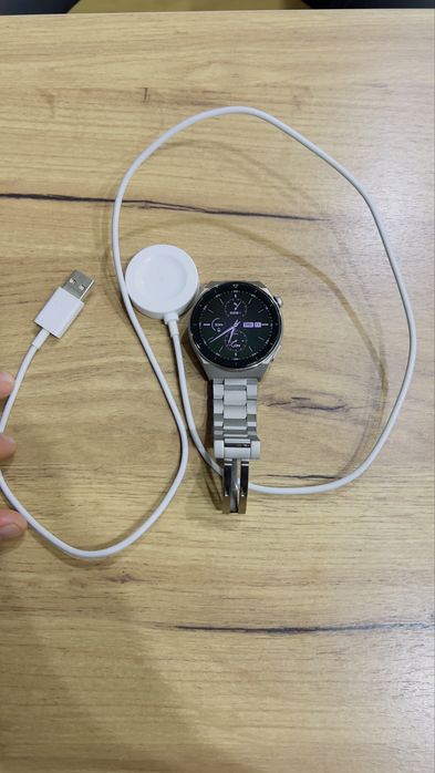 Часовник: Huawei watch gt3 pro titanium