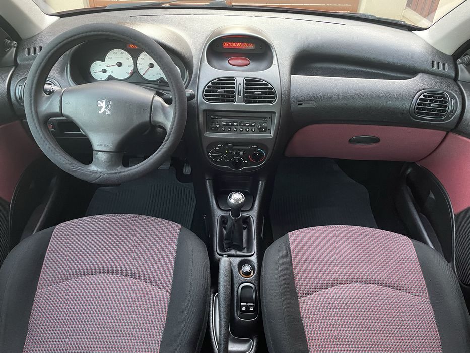 Peugeot 206 1.4 benzina