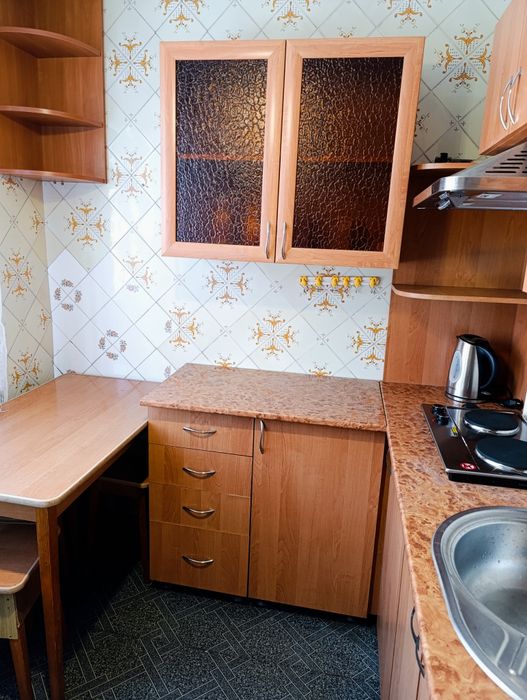 Сдаю 2х комн КВ напротив Тройки