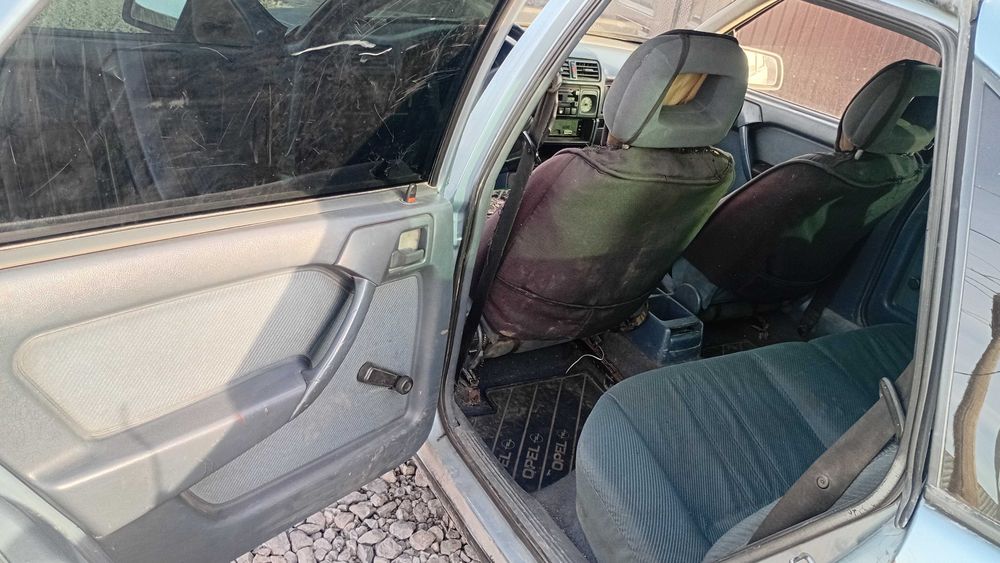 Opel Vectra а 1.8л