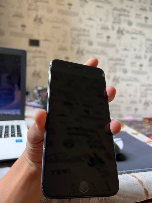 Iphone 7+  256 gb