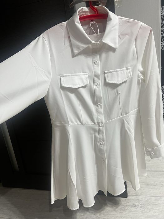Продам рубашку новую белую