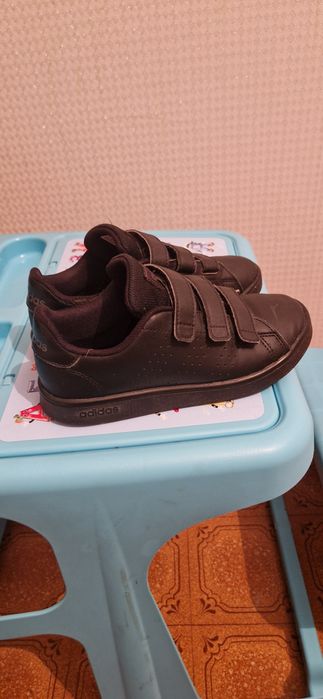 Adidas Адидас 33 размер кроссовки