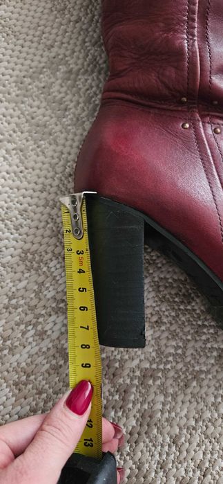 Cizme din piele cu toc