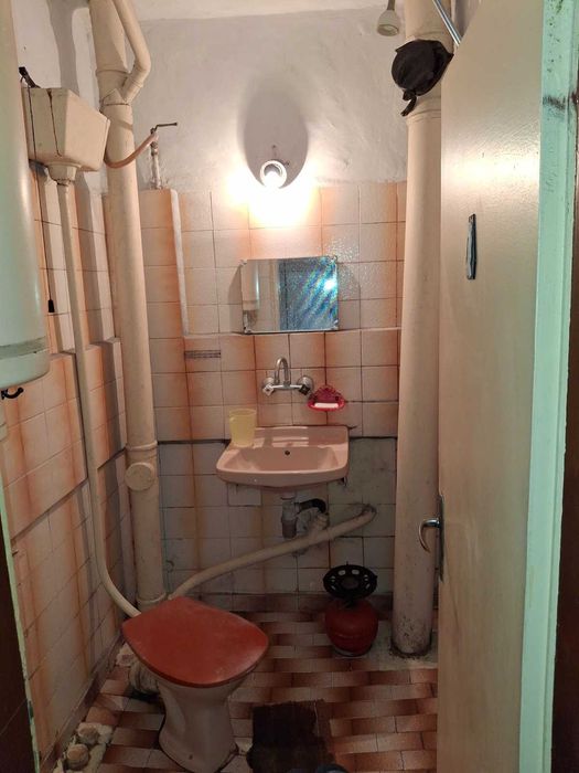 Тристаен апартамент, 77кв.м, кв. Запад 2