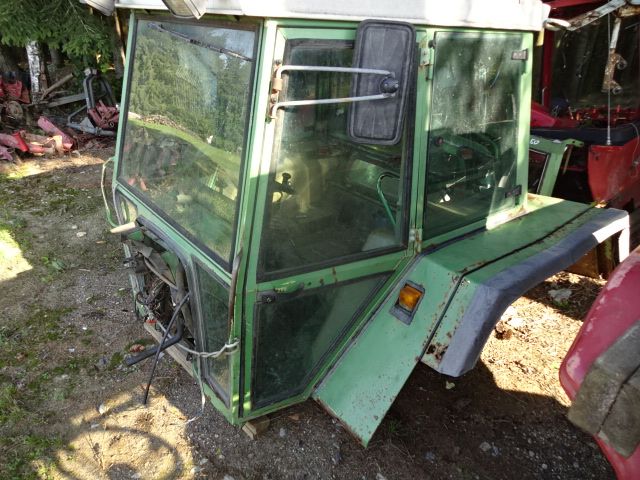 Cabina tractor Fendt Piese din dezmembrări