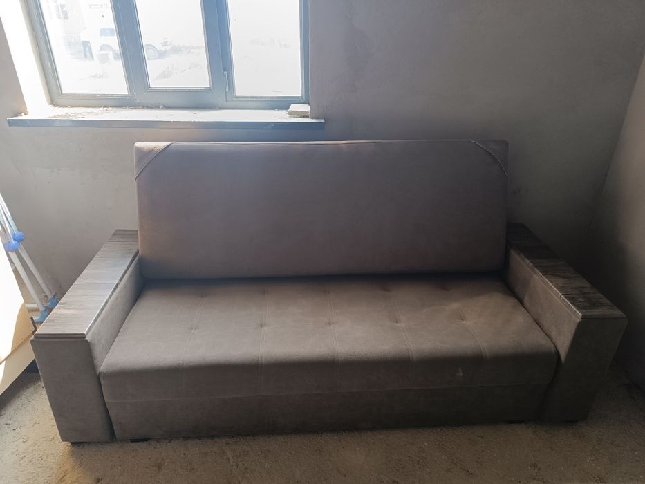 Комплект диван, кухонные стулья, стиральная машина