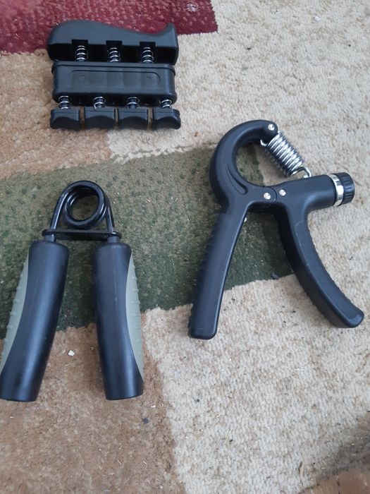 Эспандеры 3 видов для рук