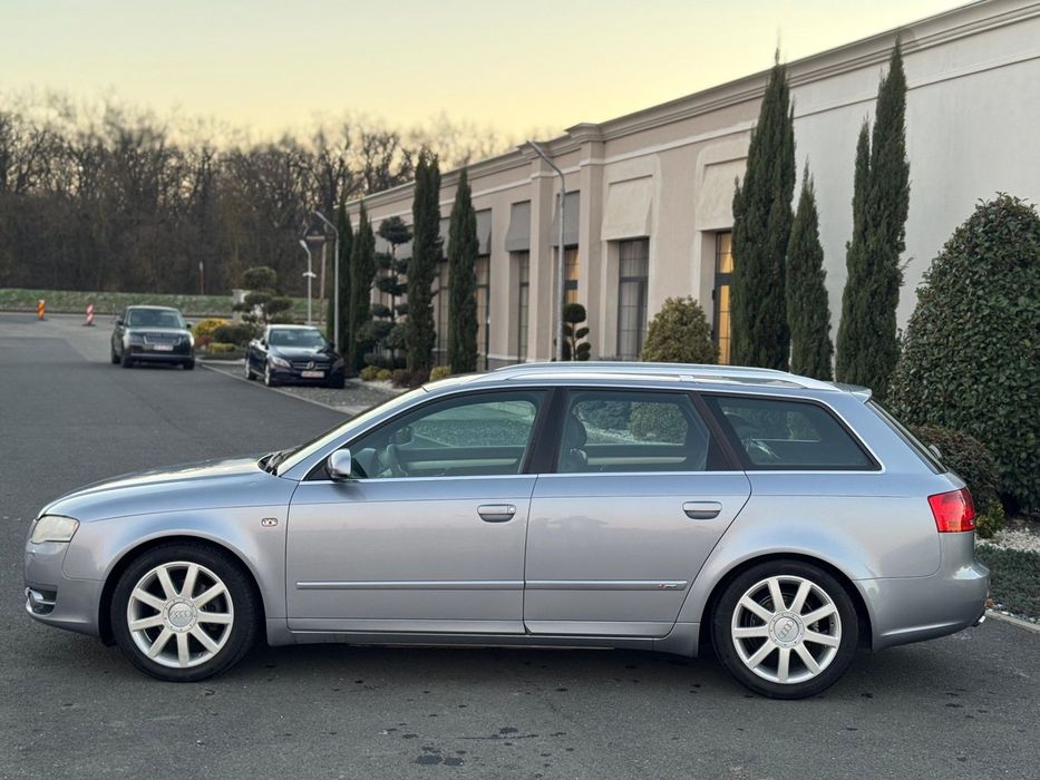 Audi A4 Limuzina