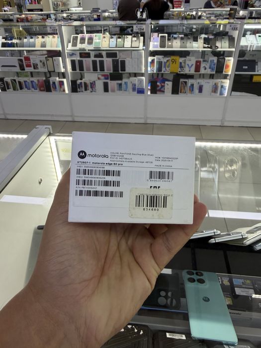 Moto edge 60 pro 12/512 новый