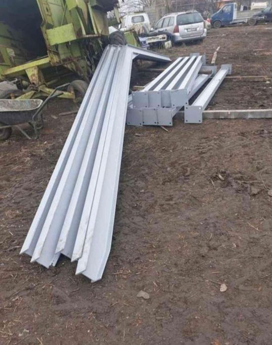 Vând structură metalică 10 m cu 27 m