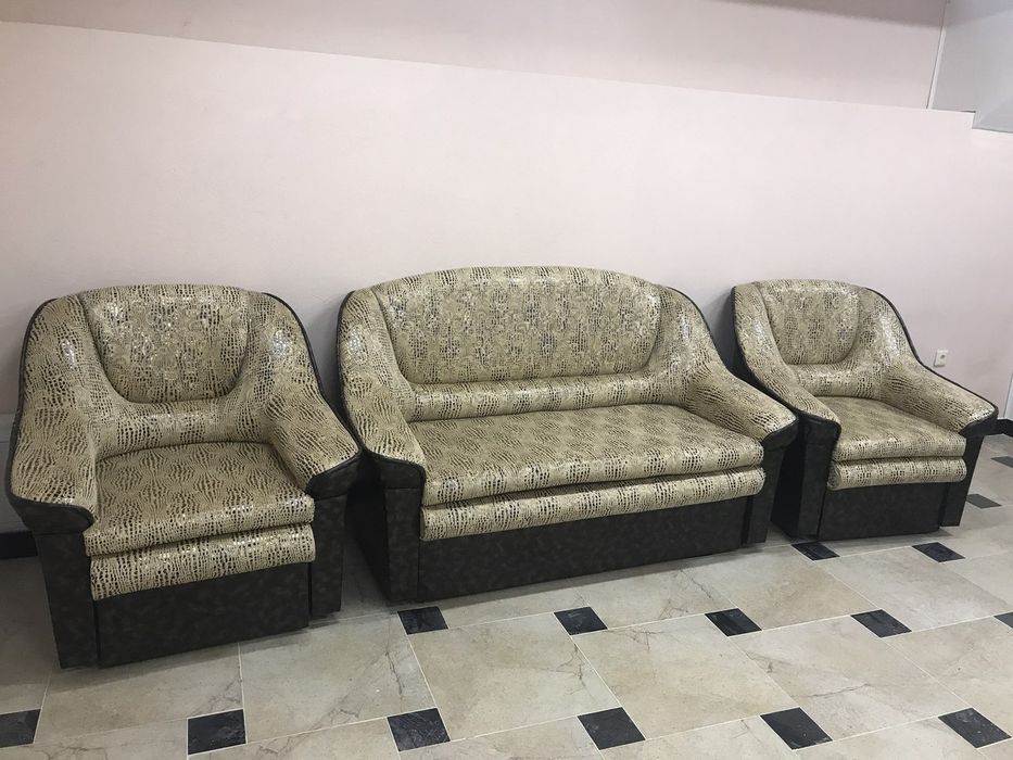 Реставрация мягкой мебели кафе ресторан гостиницы и офиса