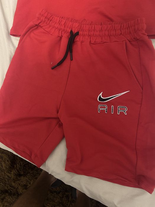 Trening nike rosu scurt