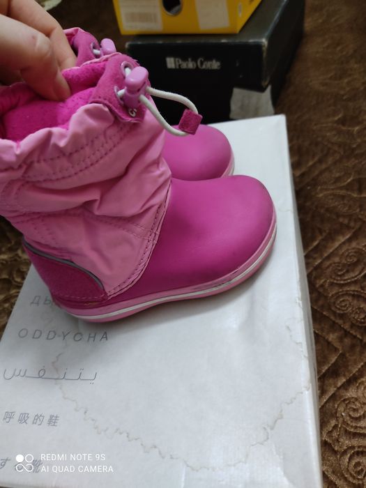 Продам обувь на девочку