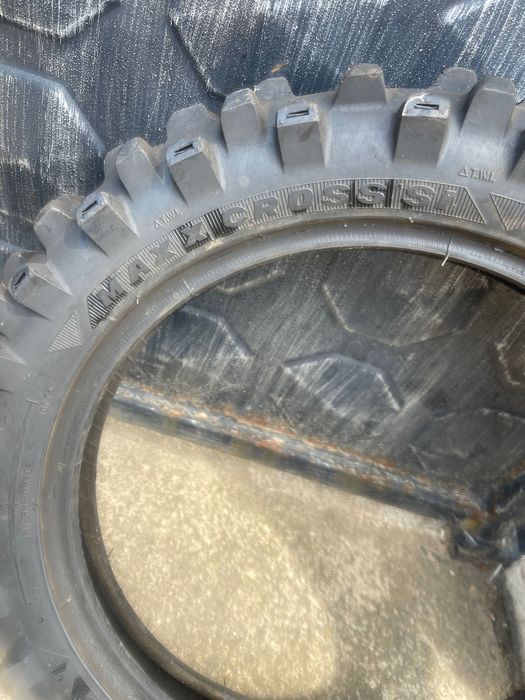 Гуми за кросов мотор 80/100/12