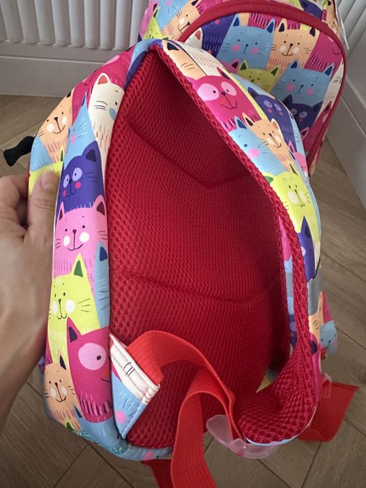 Продам деткие сумки для девочек из неопрена