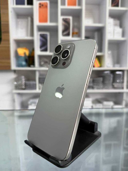 iPhone 15 pro max idial