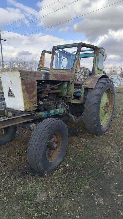 Продам трактор т-40 есть грабли, КТП 4 сенокосилка, толкач
