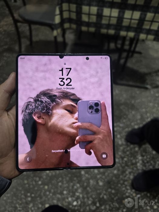 Samsung Z fold 4