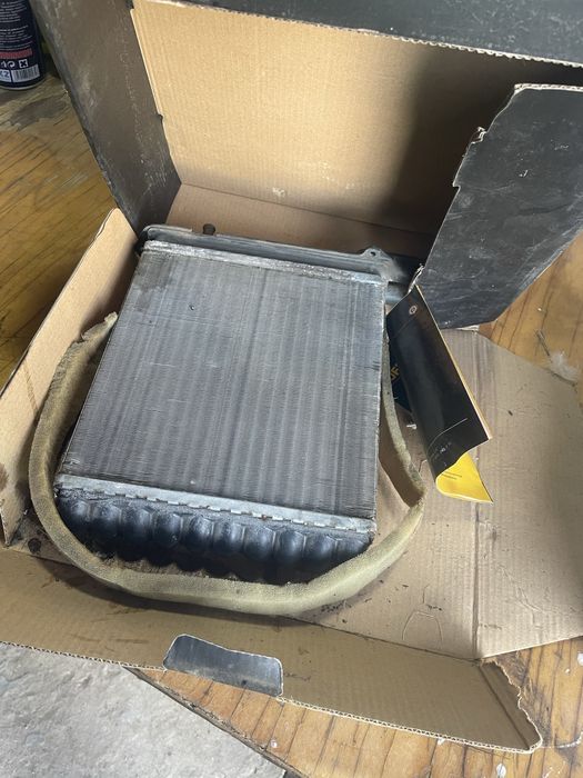 радиатор отопителя