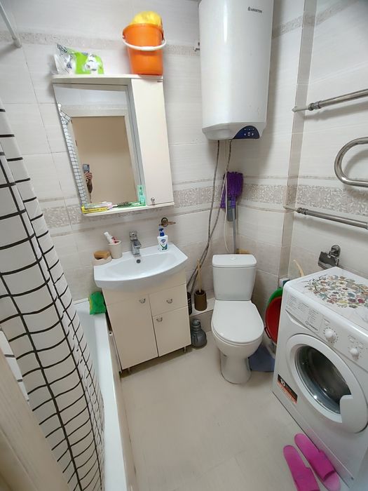 Продается 2-комн (4-32, 1 эт)