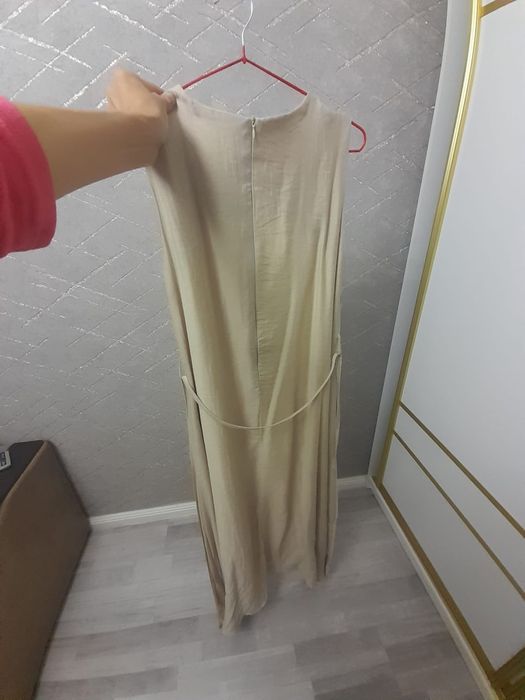 Продам платья женские
