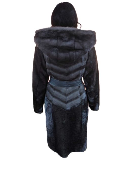 Продам шубу из мутона