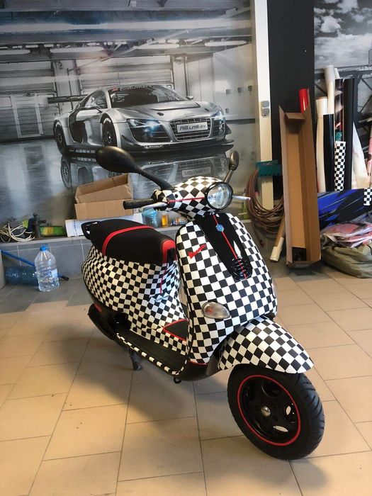 Piaggio Vespa  скутер