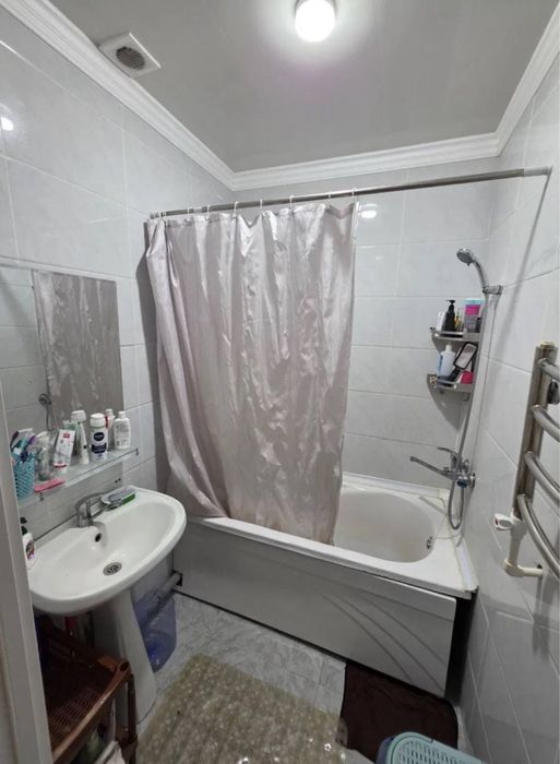 Сергили Спутник 16А. 3/3/16 80м2 все разделный с мебелю техника срочна