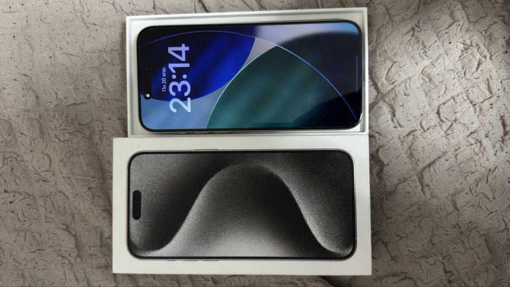 Айфон 15 про макс продаю