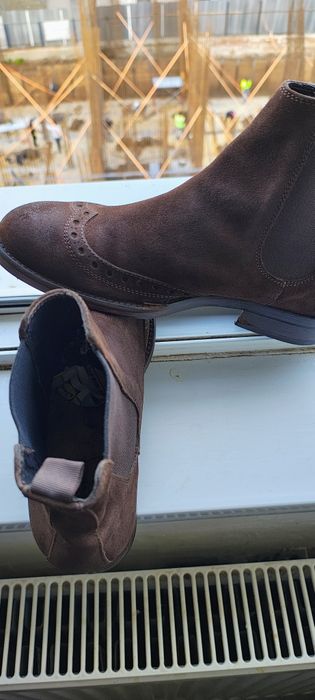 Vând ghete bărbătești