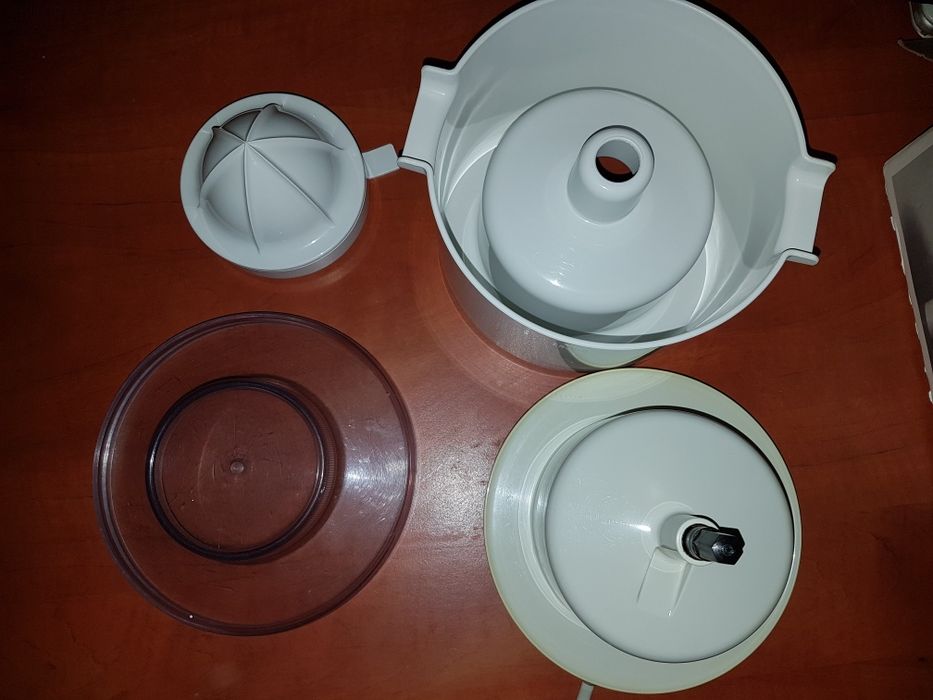 Storcator fructe, tocator carne, aparat copt, Germany