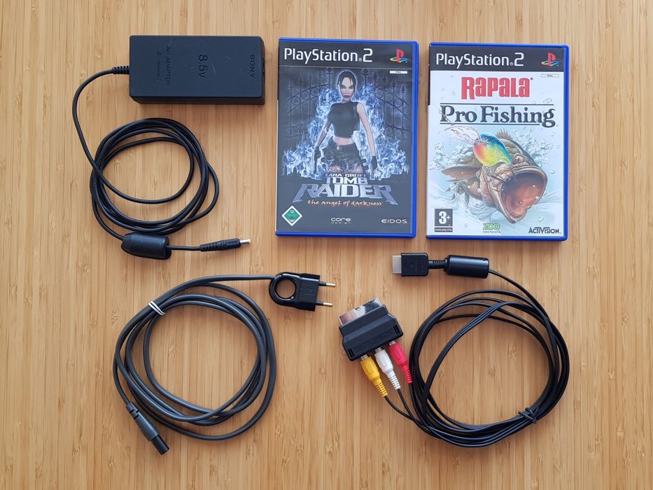 PlayStation 2 Slim SCPH-77004 Cristal Clear + HDMI Converter