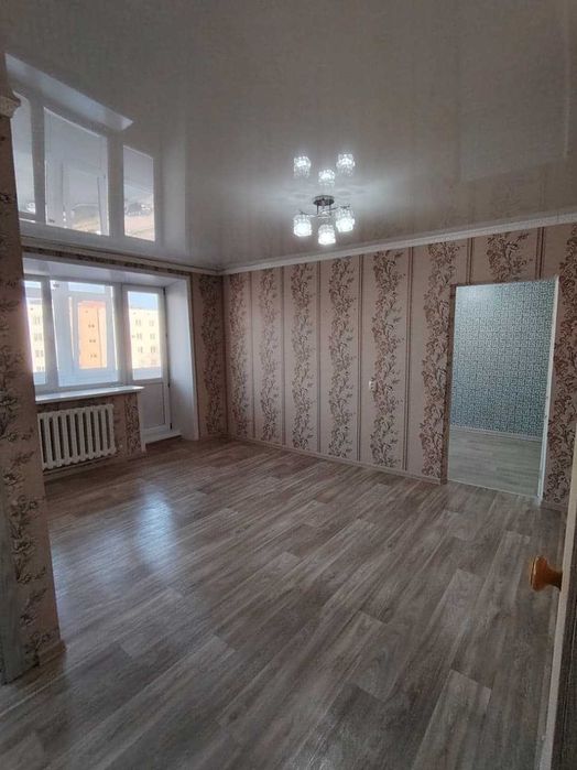 Продается полноценная двушка в центре!