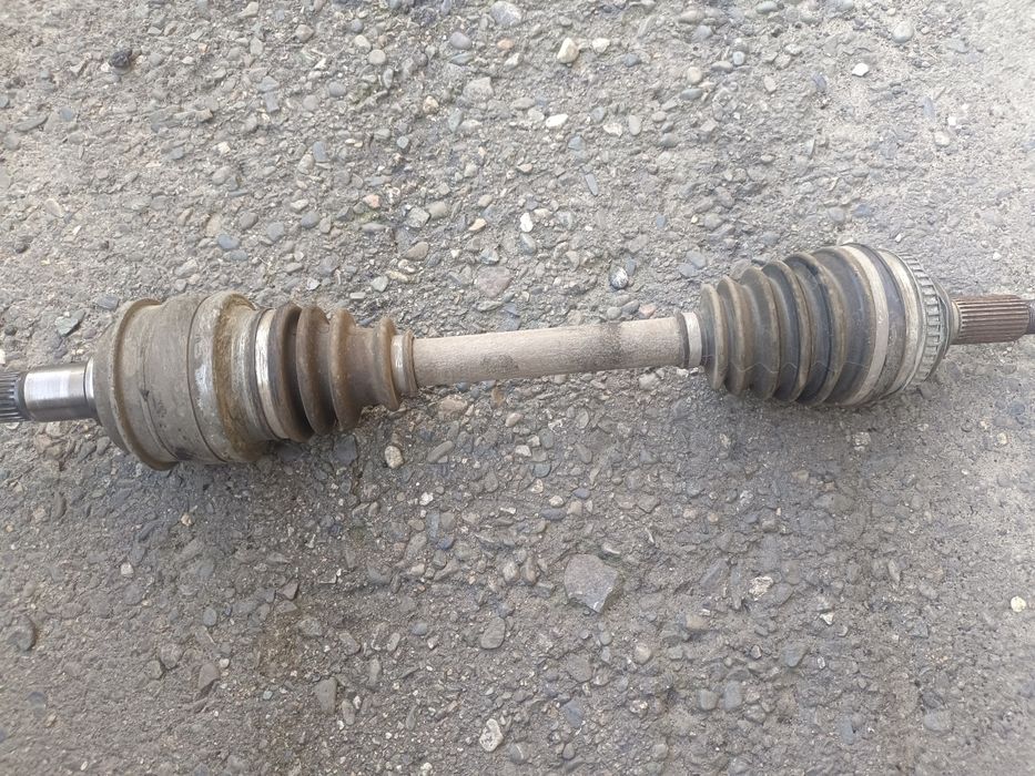 Продам привод на Камри 20 3литровый