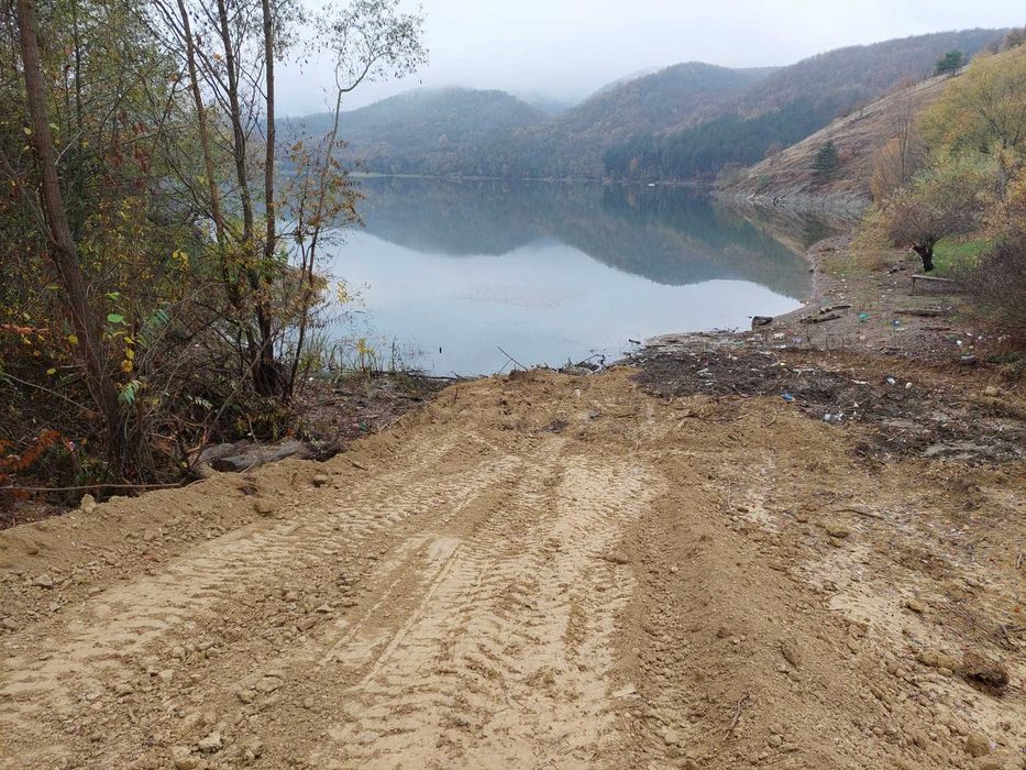 Parcele de teren - lacul Cinciș