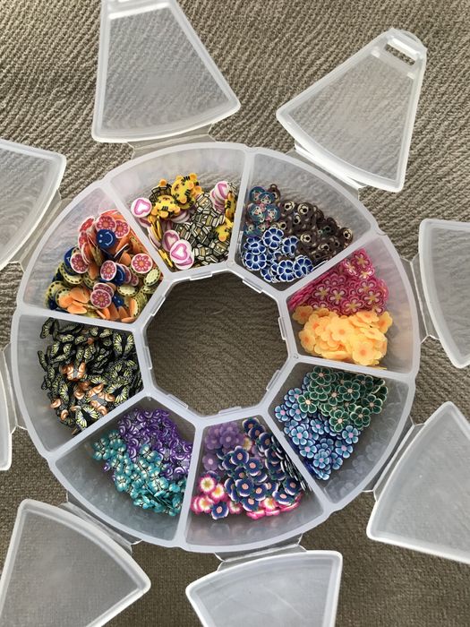 Декорации за маникюр с органайзер