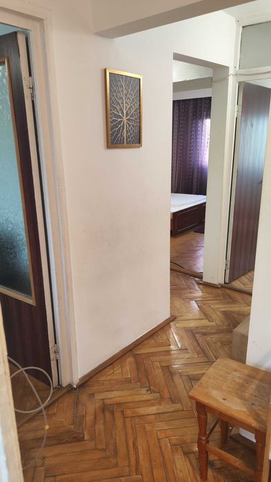 Vand apartament 3 camere + garaj propriu ZORILOR