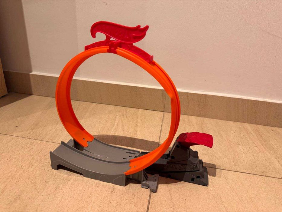 Писти Hot Wheels