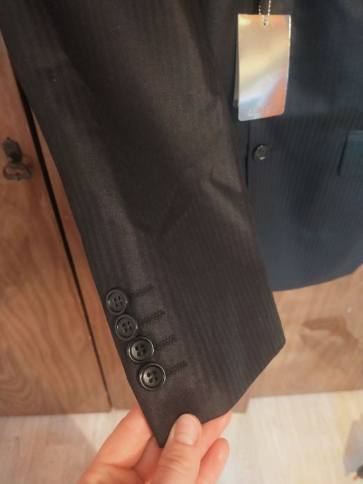 Костюм мужской новый