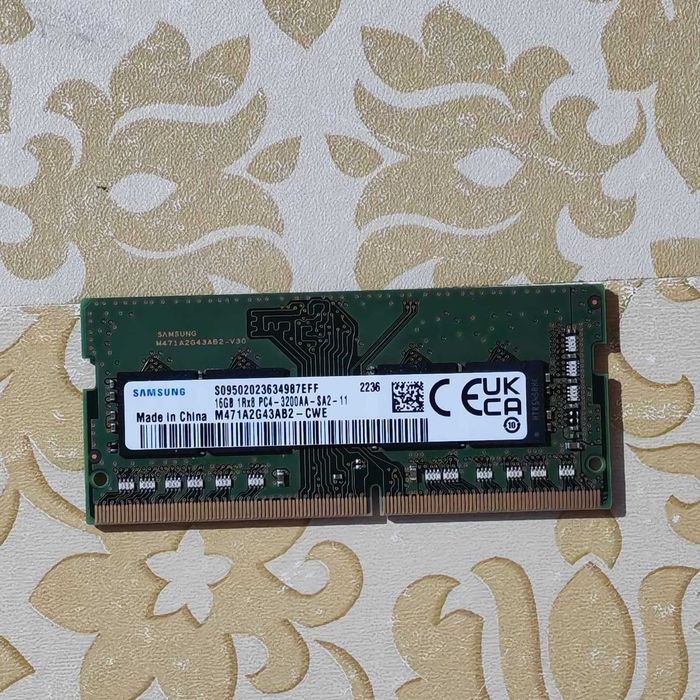 SAMSUNG DDR4 3200 8GBx2枚(16GB) Amazon.co.jp: Samsung 16GB (2x8GB) DDR4 3200MHz PC4-25600 (PC4