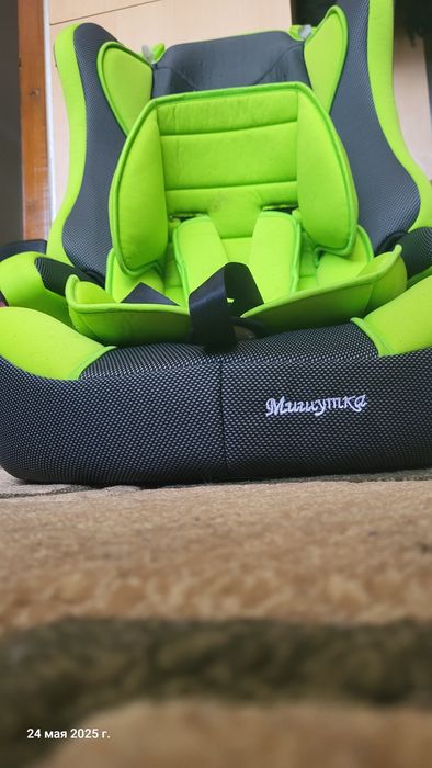 Автокресло продам