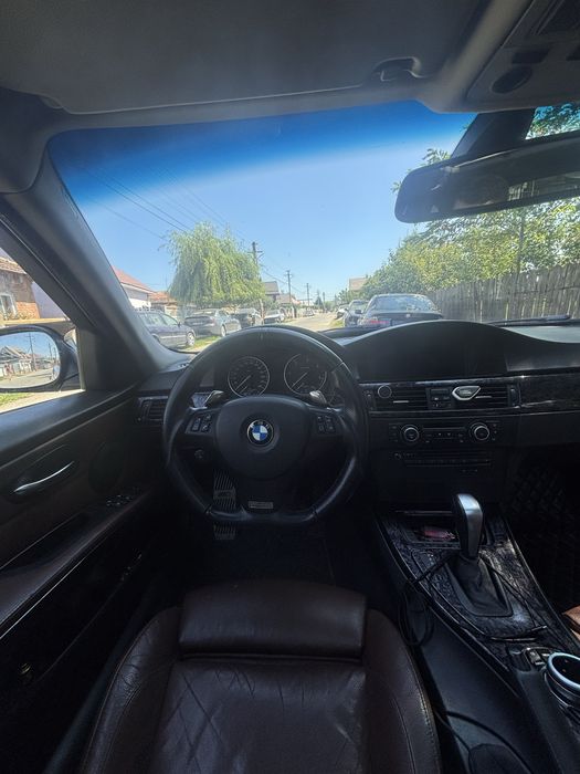 BMW 320 E 91 LCI 2011