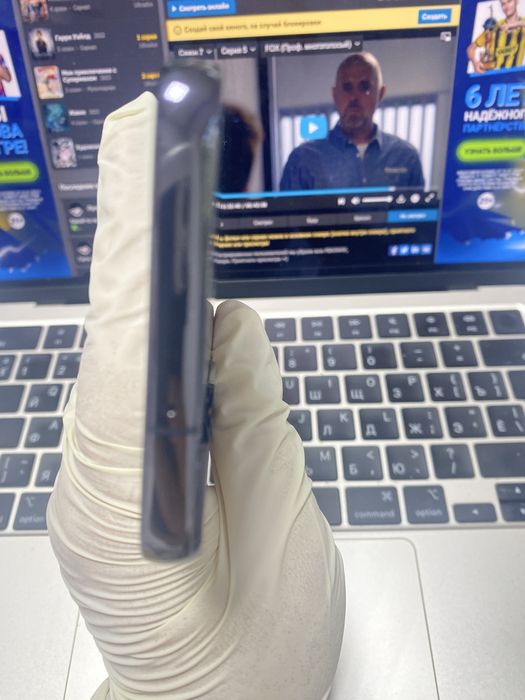 Продам Samsung Galaxy S22