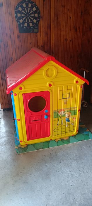 Детска градинска къщичка