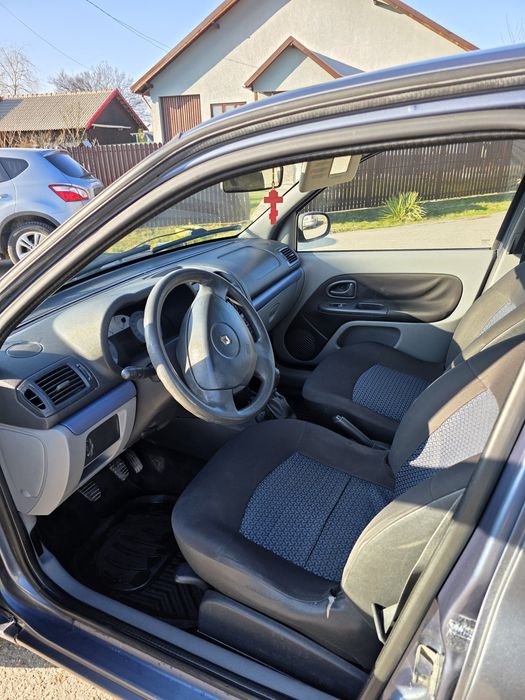 Renault Simbol 1.4 16V