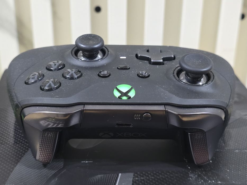 Контролер Microsoft - Xbox Elite Wireless Controller Series 2