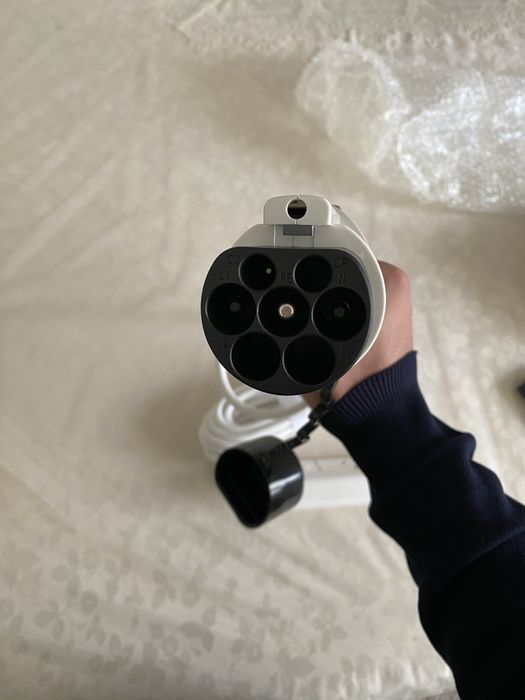 BYD elektro mobile zaredchik