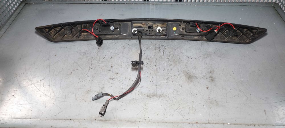 Buton deschidere haion+lumini numar+camera volkswagen vw tiguan 2009